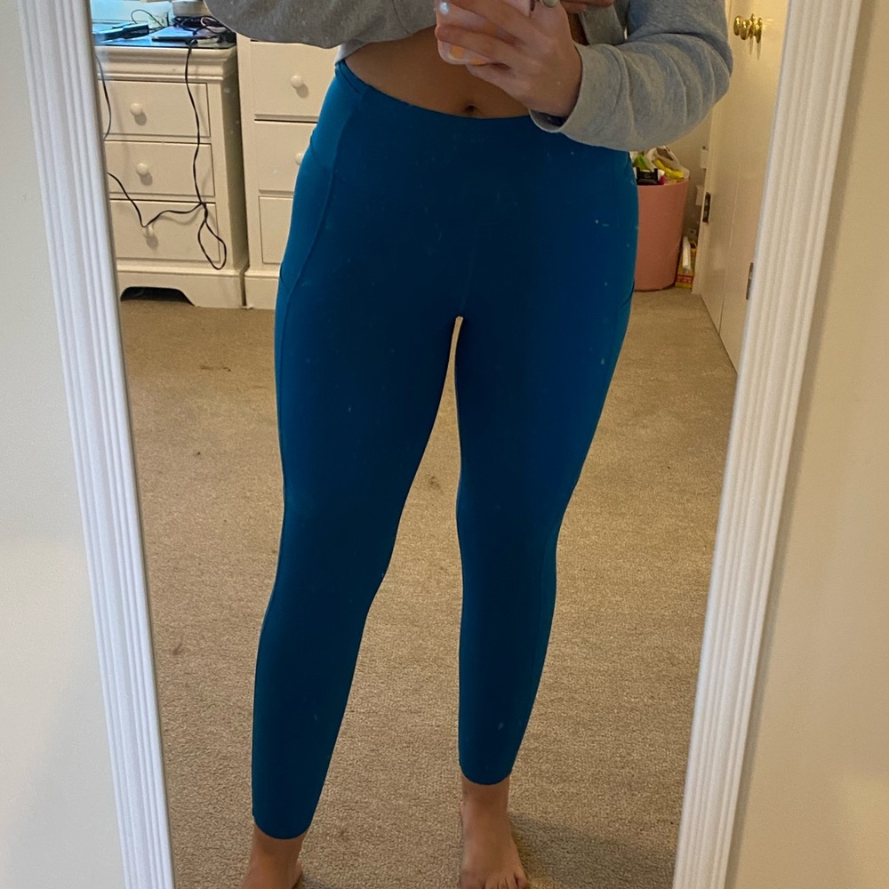 Lululemon leggings!
